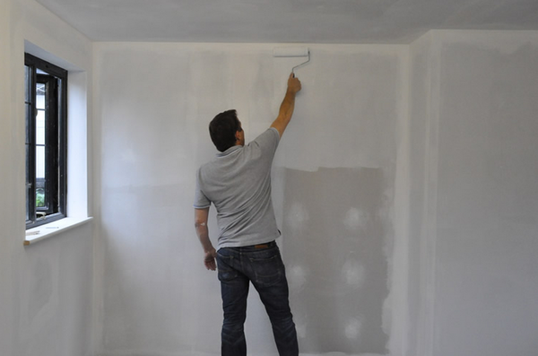 Framgångsrik beläggningsvätska wallpapered väggar i allmänhet beror på primer kvalitet