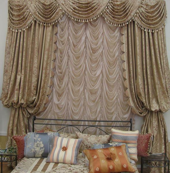 It may seem that it is too difficult to make a French curtain on its own, but in reality it is not so