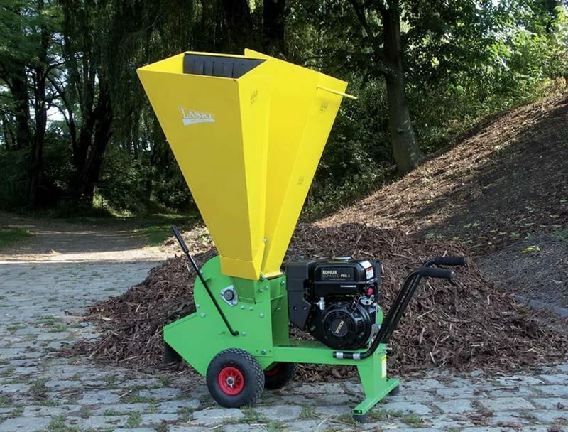 Electric garden shredder with your hands: the device, the instruction to do video and photo