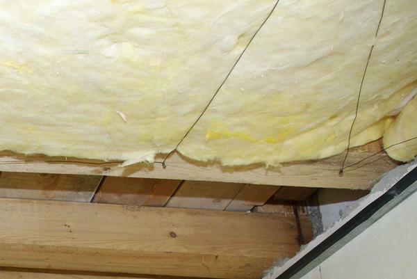 Mineral wool is available to everyone and has good thermal insulation properties