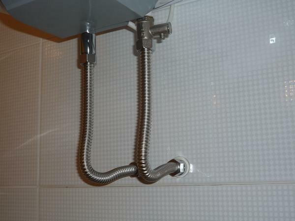 Flexible connection for cold and hot water is sold in any store with plumbing