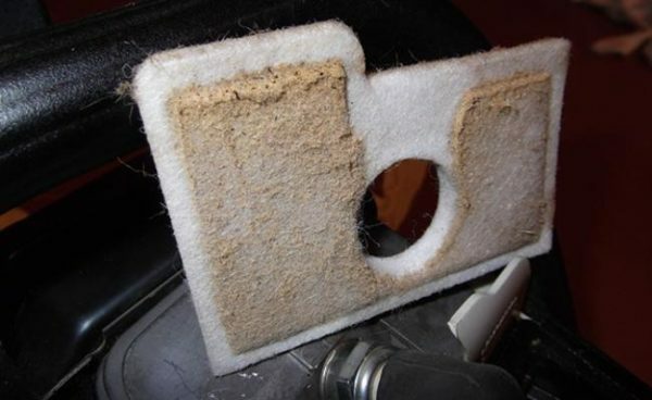 Regularly clean the air filter device.