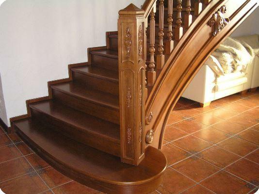 To get acquainted with beautiful and original photos of wooden stairs with ease it is possible on the Internet