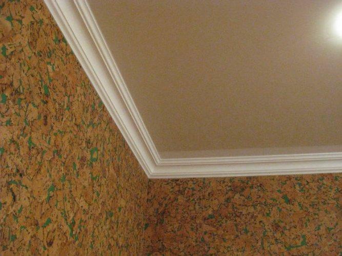 How to glue a ceiling skirting to a stretch ceiling video: how to glue the ceiling, installation and fixing, installation