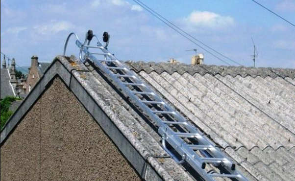 Stairway for the roof: how to make for work, aluminum by hand, drawings, from metal, on the hobby for repair, photo with a hook