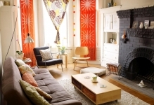 CI-HGRM-vanessa-dina-chronicle-fireplace-mantel-living-rooms4x3jpgrendhgtvcom1280960