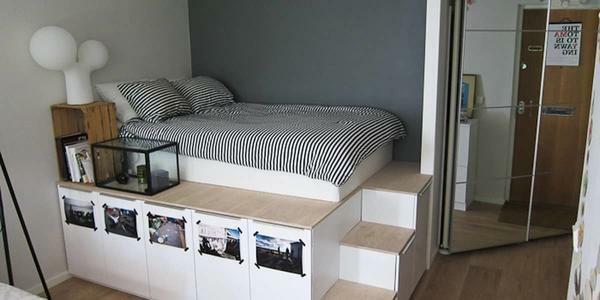 Modern combined podium beds are most advantageous for small rooms, as they replace the closet and chest of drawers