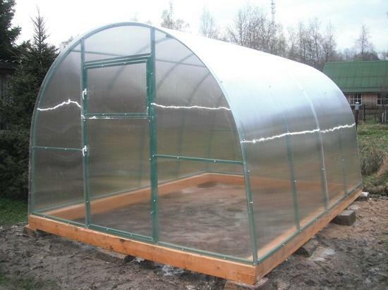 Having studied all the installation features, you can easily install a greenhouse from polycarbonate to the bar yourself