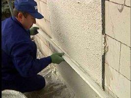 Plaster on expanded polystyrene