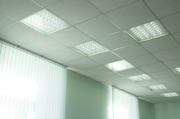 LED suspended lights are economical, safe, have high strength, are easy to operate
