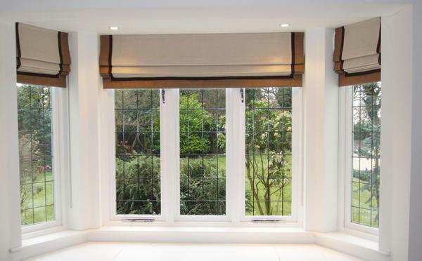 Roller blinds of the photo: roller blinds in the kitchen, blinds in the interior, rolls and pictures, standard sizes, Velcro