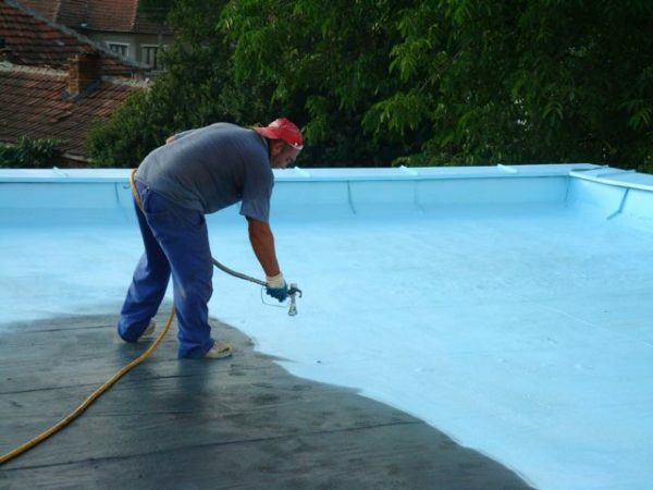 The rubber ink can be used as a roof covering for flat roofs