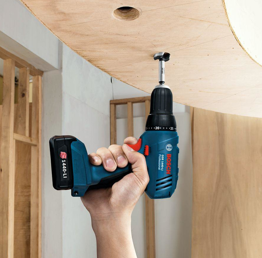 The German concern Bosch offers a wide range of screwdrivers with different characteristics