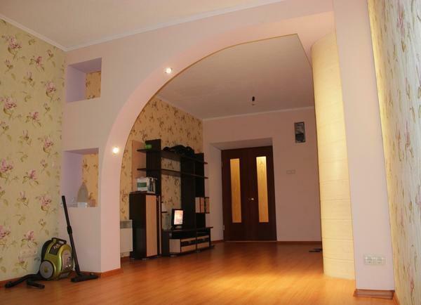 To make an arch from gypsum cardboard it is possible independently, the main thing - to take into account useful advice and recommendations of experts