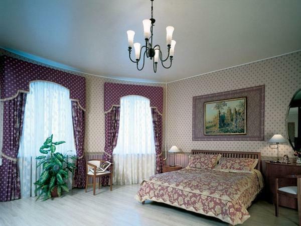 Satin stretch loft - en smuk og praktisk materiale til efterbehandling soveværelset