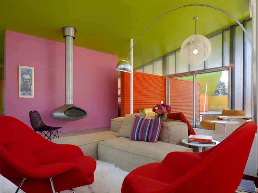 The use of water-based paints in the design helps to create a bright interesting accents