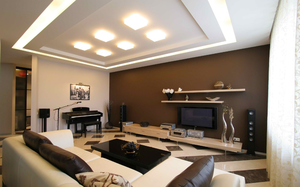 You can not paint all the walls in beige color, and make one of the walls red, brown or black