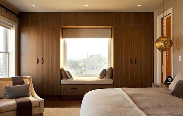 Desain kamar tidur kontemporer: ide-ide desain interior, foto, furniture dan tempat tidur yang nyaman, dekorasi jendela di ruang