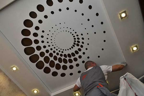 Not every apartment can see the original and beautiful perforated stretch ceilings