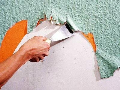 Cola papel de parede não-tecido: o vídeo - como furar o teto