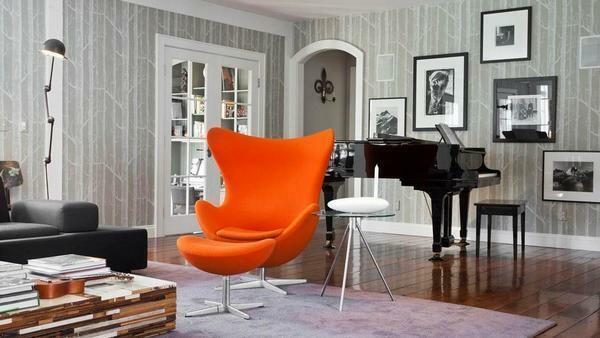 Stuhl im Wohnzimmer: ein kleiner Raum, weich und elegant, preiswert und schön, kompakte Möbel, kleines Foto