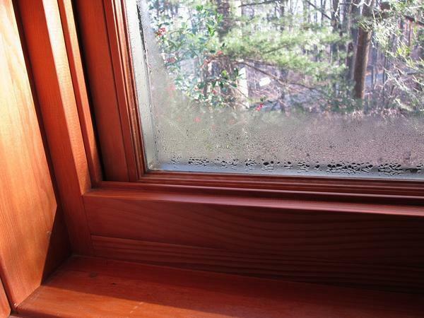 Jedan od razloga zašto znoj kroz prozor na balkonu, slaba ventilacija