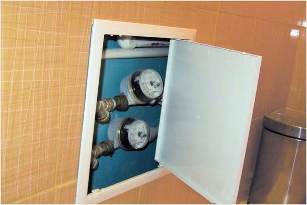 Come realizzare una scatola per cartongesso per tubi nella toilette